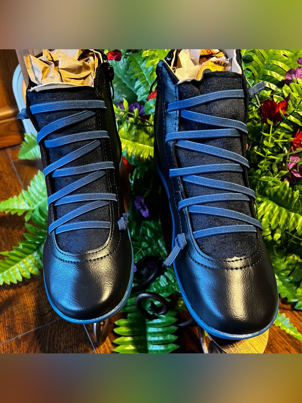 NWT BLUE SIZE 7 LACE-UP CASUAL ANKLE BOOTS